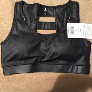 New never used 90 degree sports bra